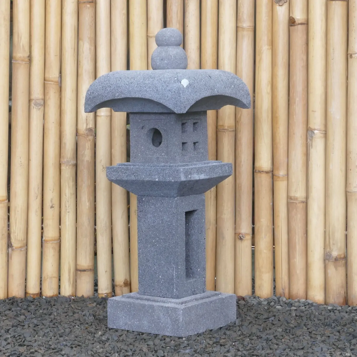  Product image 2 of the product “Japanese style Garden Lantern, made from Andesit Stone. Multipart. 75 cm Height, Roof is 30 cm width. ”